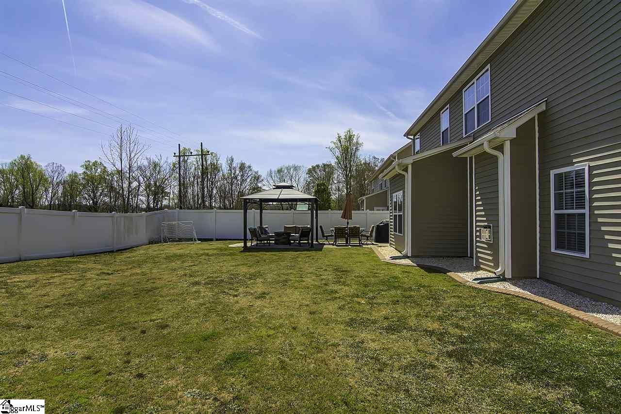 Property image 4 at 109 Valley Bluff Lane, Simpsonville, SC 29680