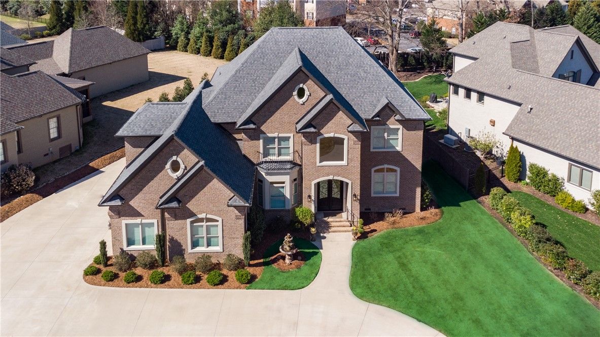 Property image 1 at 520 Chamblee Boulevard, Greenville, SC 29615
