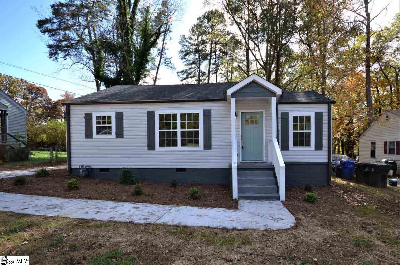 Property image 1 at 231 Pleasant Ridge Avenue, Greenville, SC 29605