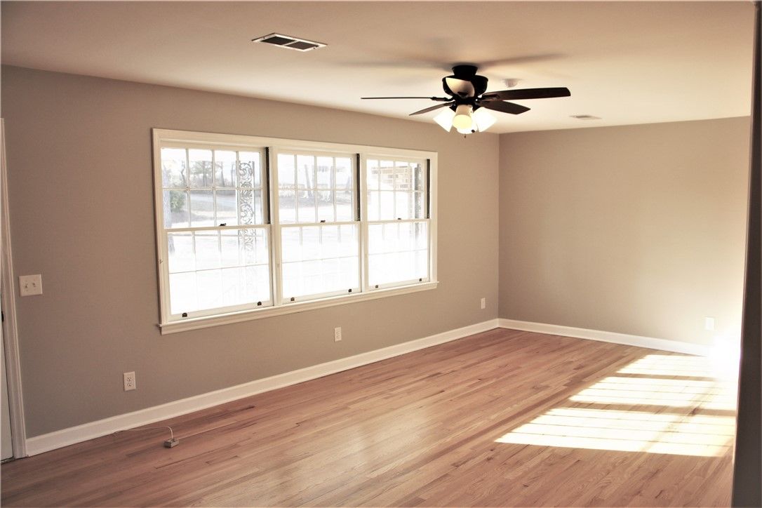 Property image 3 at 515 Ploma Drive, Seneca, SC 29678