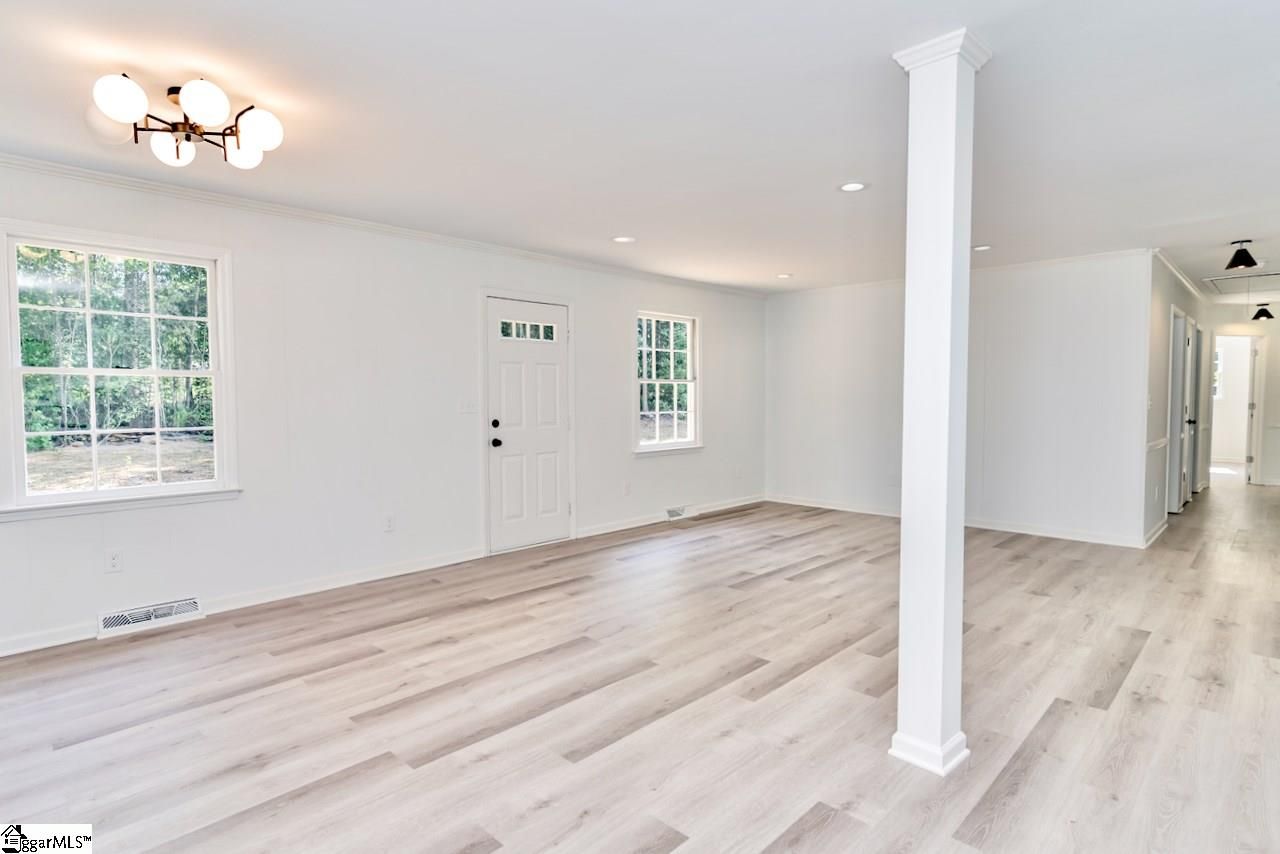 Property image 2 at 117 Fillery Drive, Greenville, SC 29615