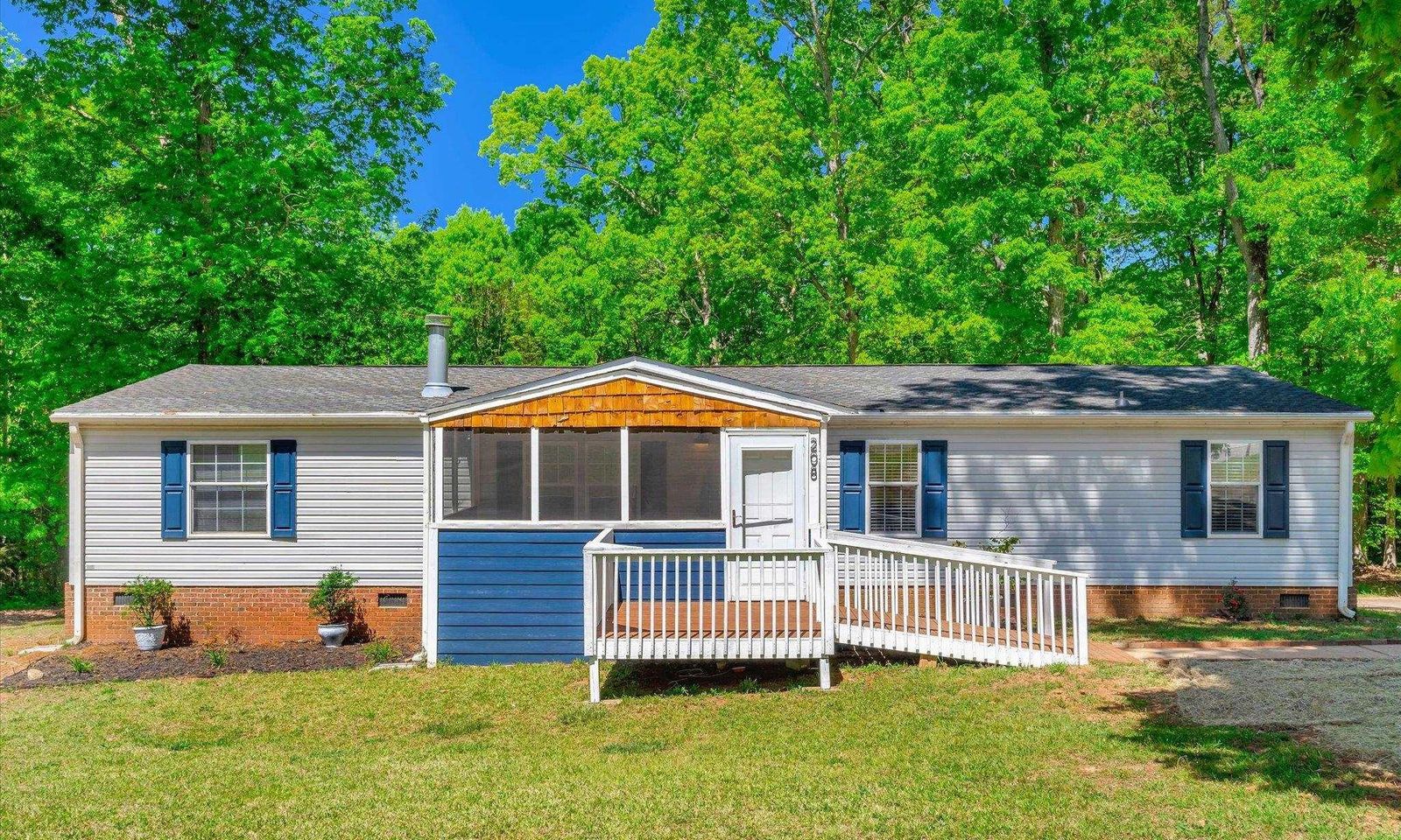 Property image 4 at 208 TYLER Court, Easley, SC 29642