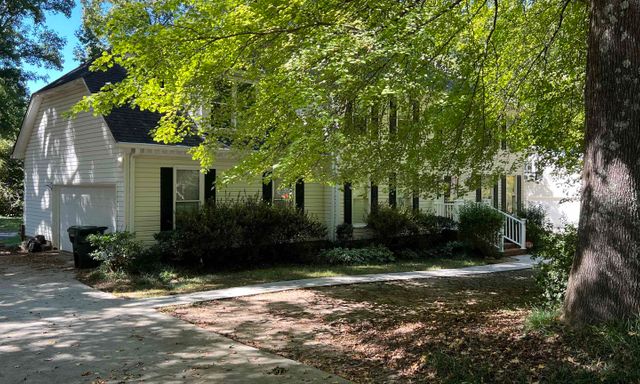 111 Robin Road