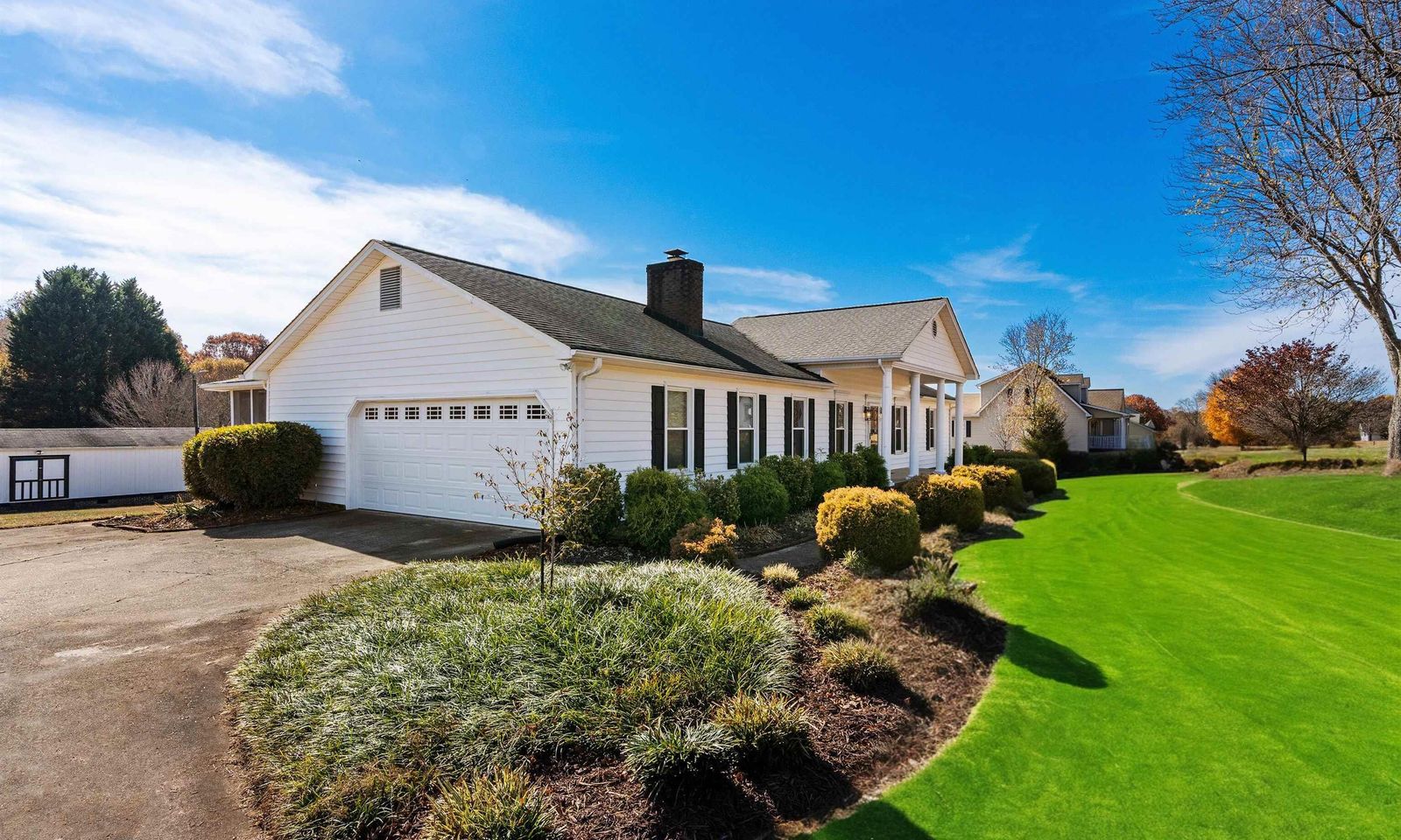 Property image 3 at 107 Mountain Crest Drive, Taylors, SC 29687