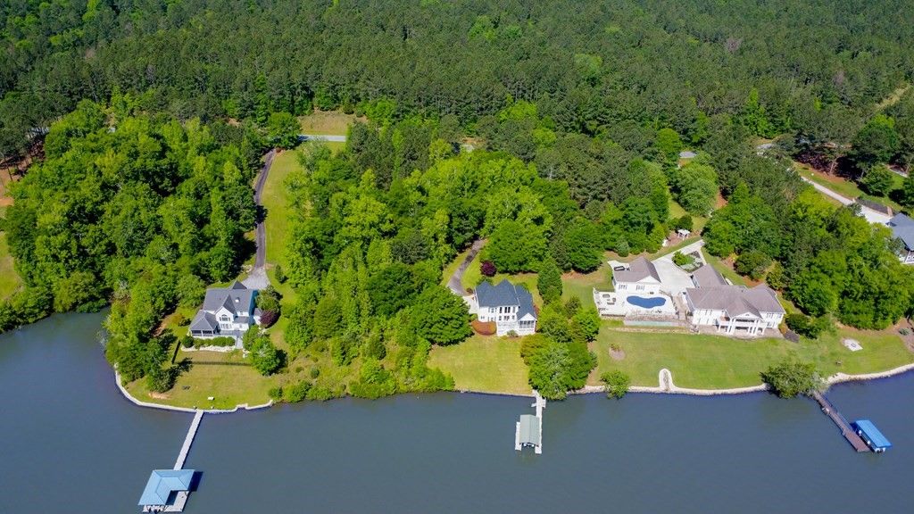 Property image 5 at 732 Eagles Harbor Drive, Hodges, SC 29653