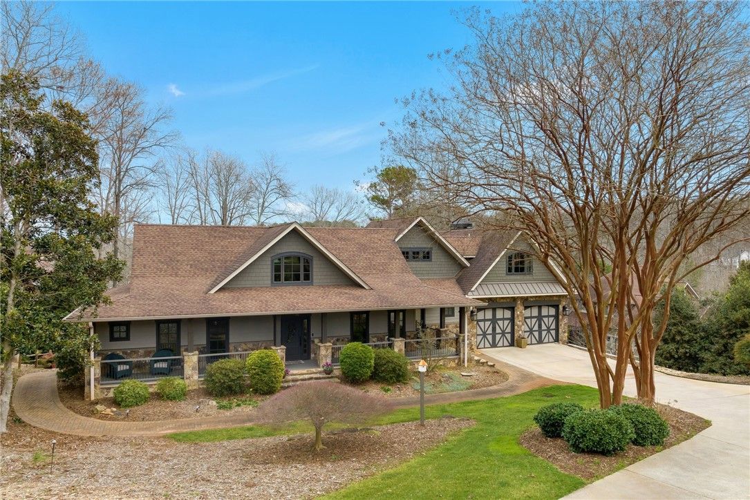 Property image 2 at 122 Oak Pointe Drive, Seneca, SC 29672
