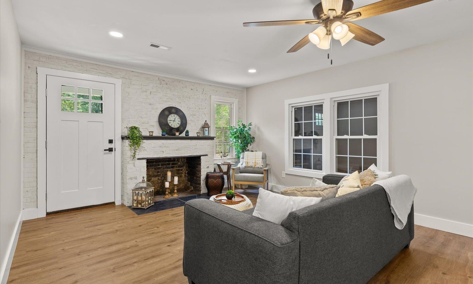 Property image 5 at 111 Sulphur Springs Drive, Greenville, SC 29617