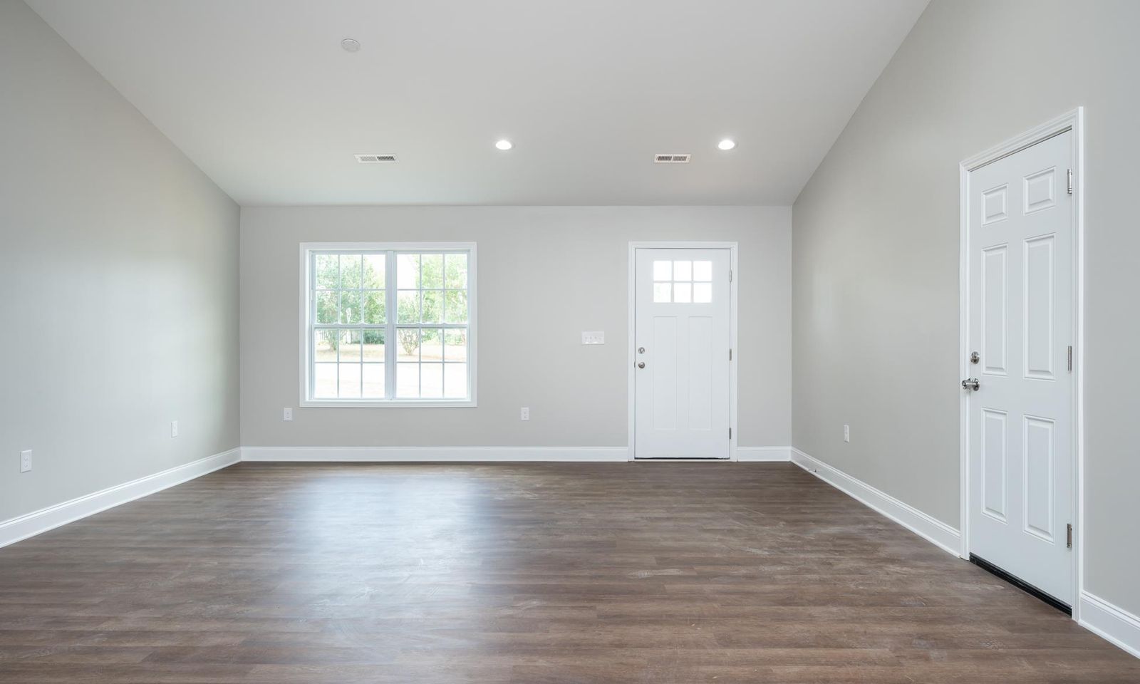 Property image 4 at 104 Whileaway Court, Taylors, SC 29687