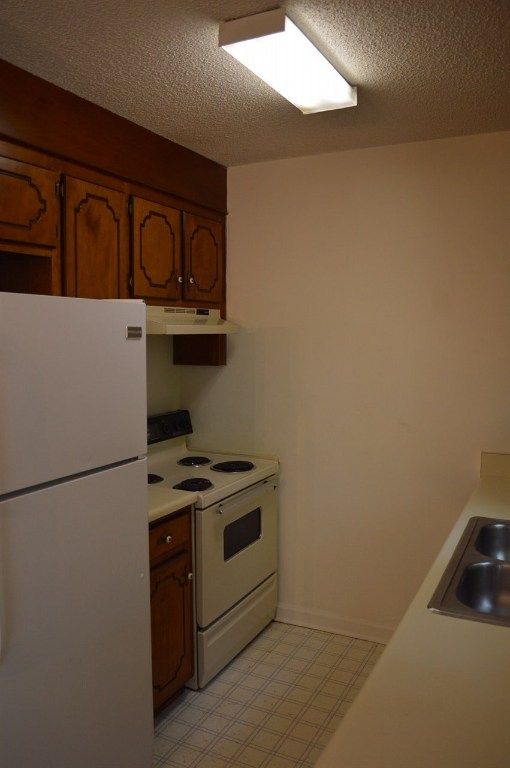 Property image 5 at 911 Madden Bridge Road, Central, SC 29630