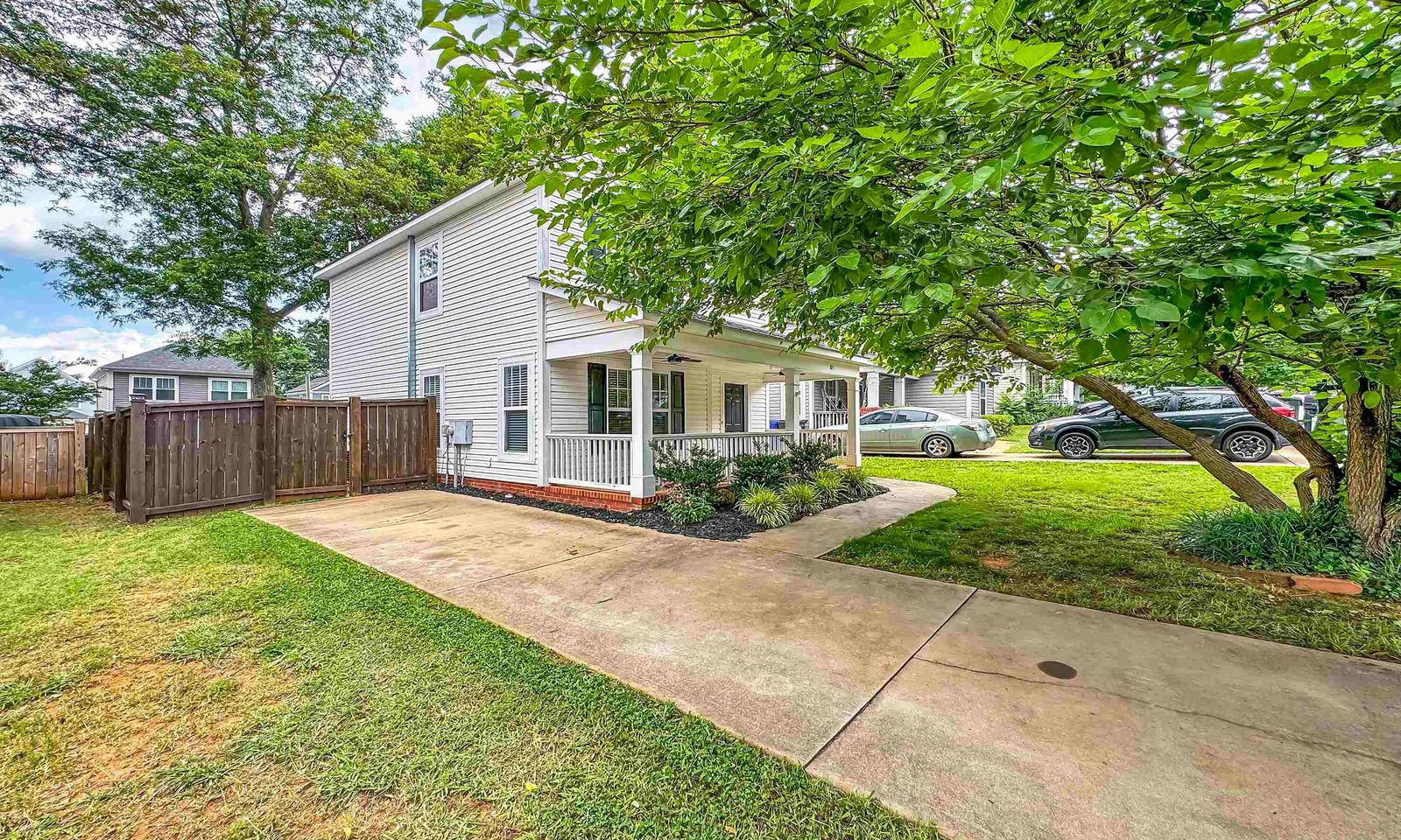 Property image 5 at 105 Lincoln Street, Greenville, SC 29601-4235