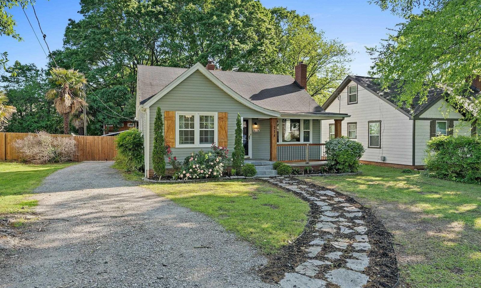 Property image 3 at 214 Sycamore Drive, Greenville, SC 29607