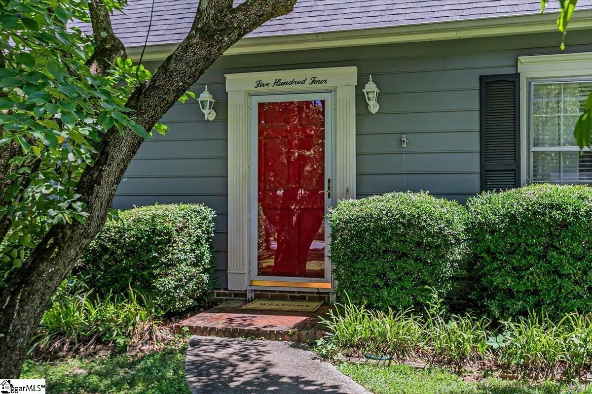 Main image of property at 504 Gray Fox Square, Taylors, SC 29687
