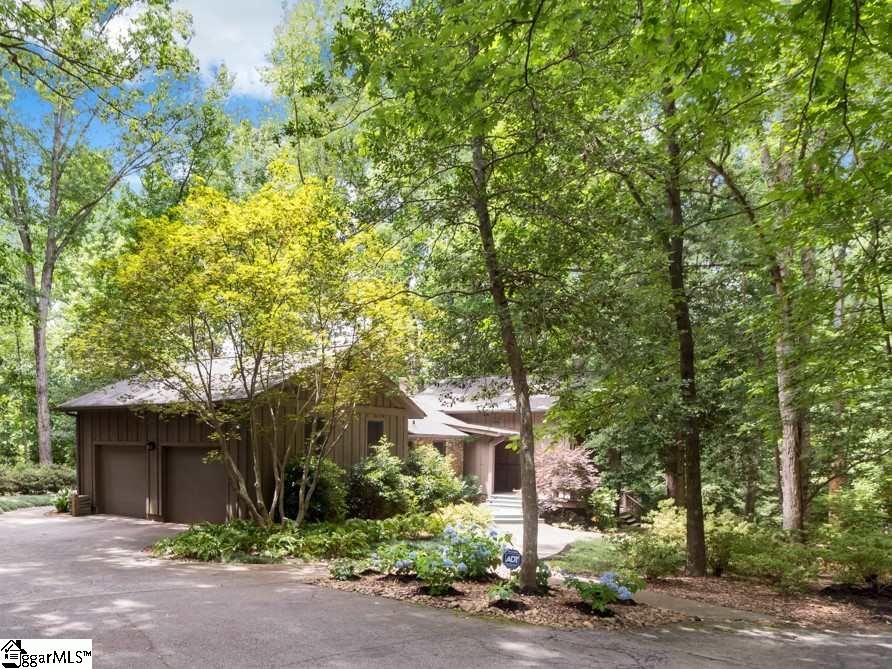 Property image 2 at 6 Oakway Circle, Greenville, SC 29615