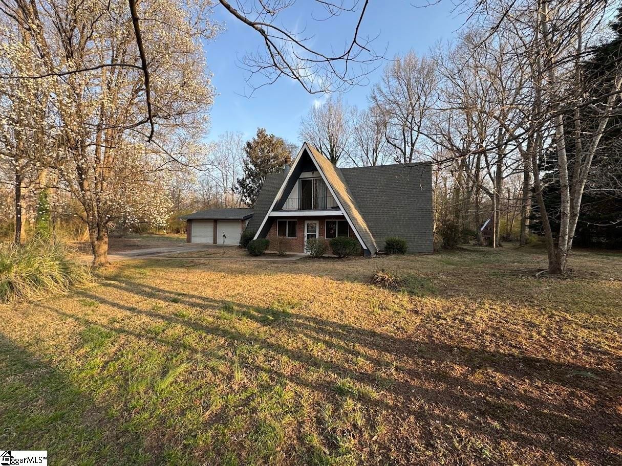 Property image 1 at 2 Brookwood Court, Taylors, SC 29687