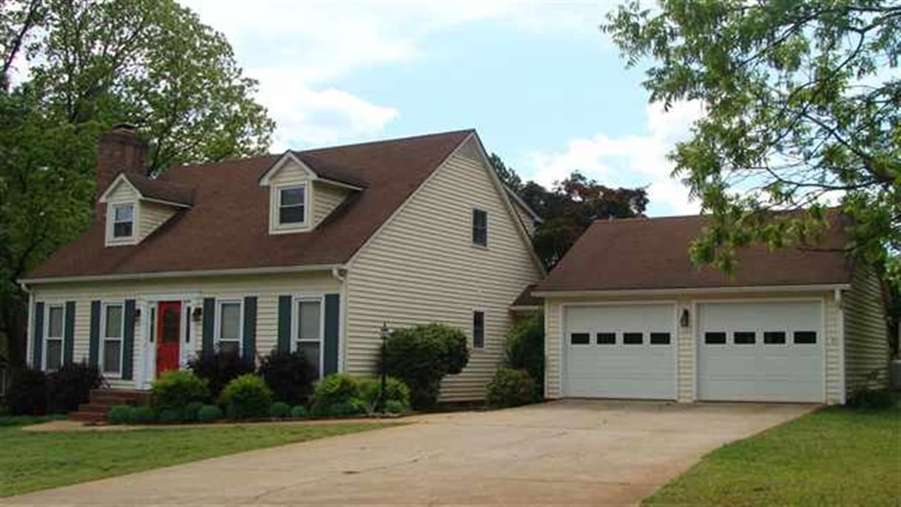 Property image 1 at 400 Delphi Drive, Seneca, SC 29672