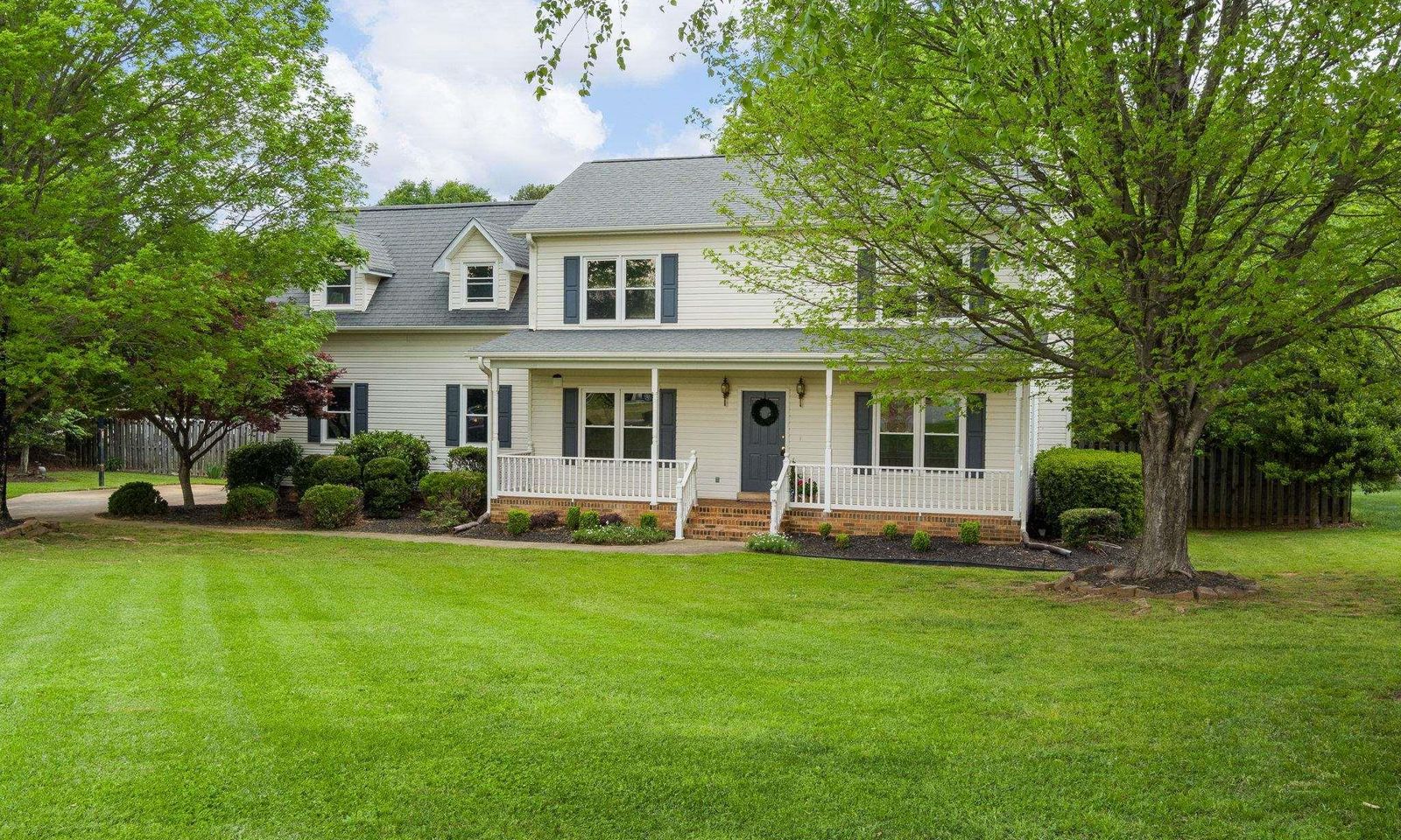 Main image of property at 242 Mountain Range Road, Boiling Springs, SC 29316