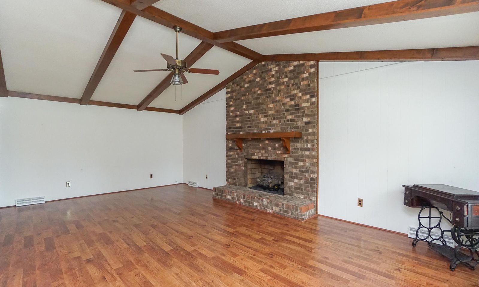 Property image 5 at 200 Barry Drive, Greer, SC 29650