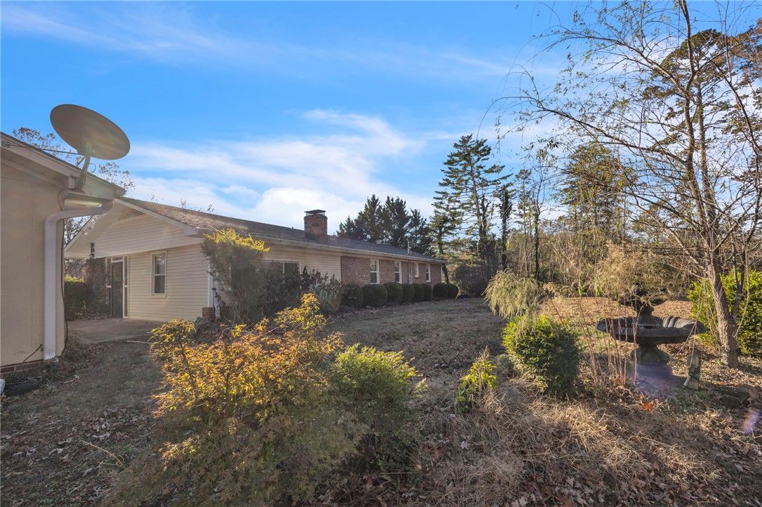 Property image 2 at 5012 Forest Drive, Seneca, SC 29672
