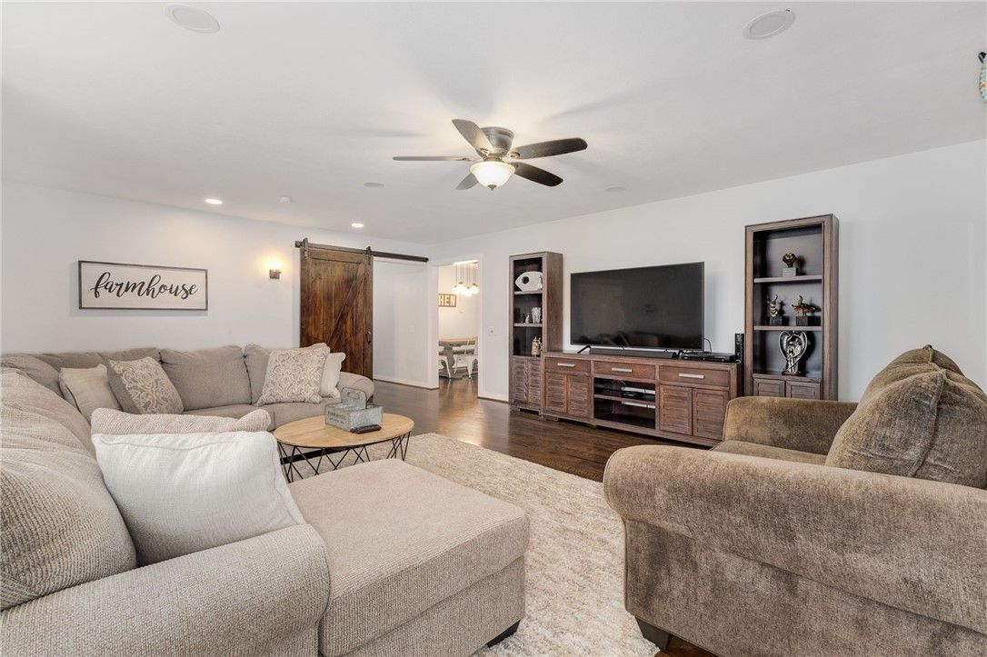 Property image 4 at 105 Vineyard Road, Clemson, SC 29631