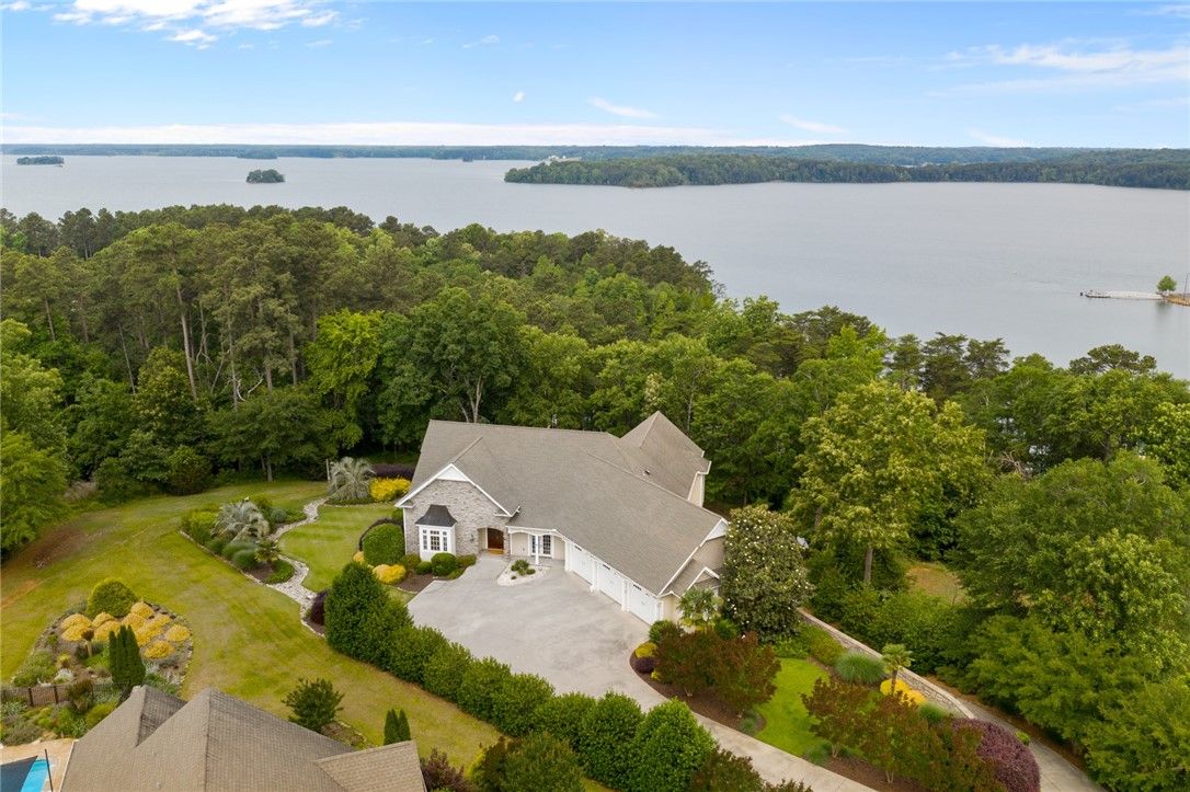 Property image 1 at 8 Shannon Court, Anderson, SC 29626