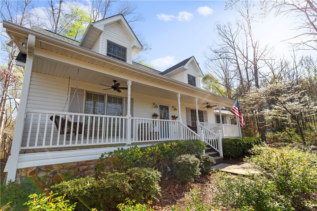 Property image 1 at 120 Lake Breeze Lane, Westminster, SC 29693