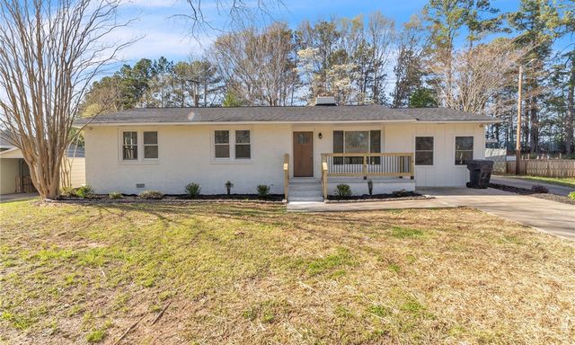 226 Bedford Forest Avenue