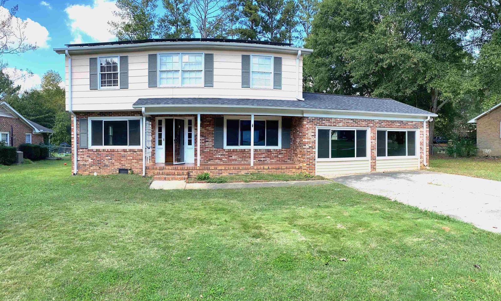 Main image of property at 468 Royal Oak Drive, Spartanburg, SC 29302