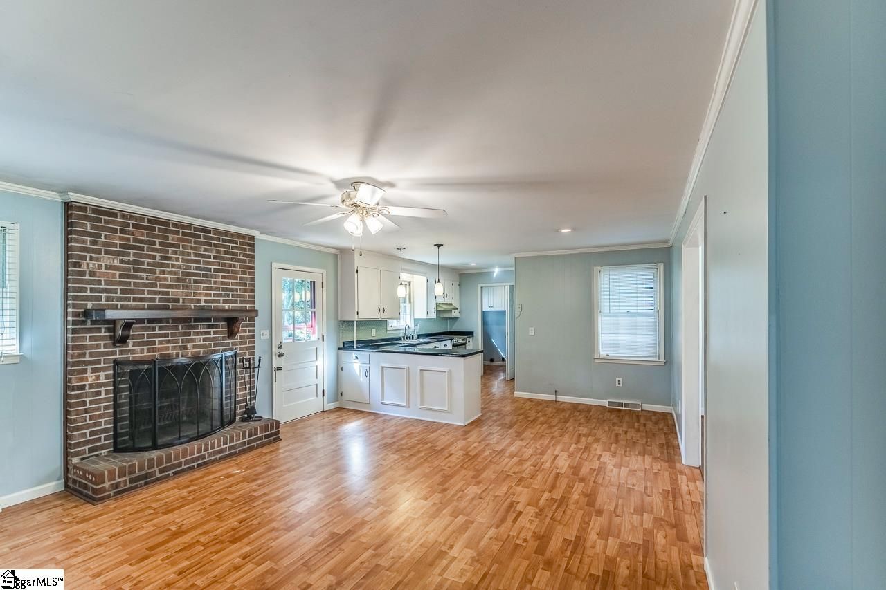 Property image 5 at 14 Amy Lane, Taylors, SC 29687