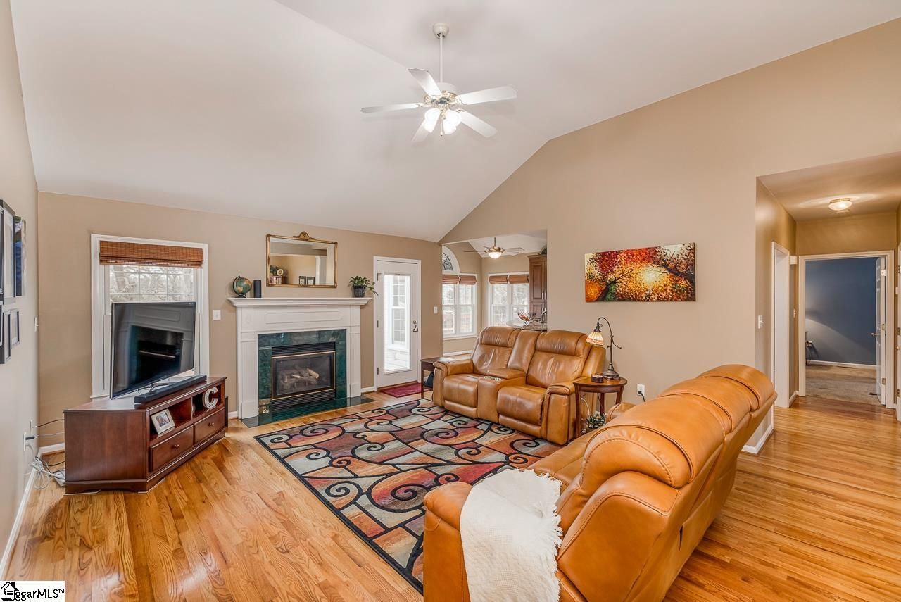 Property image 4 at 315 Huddersfield Drive, Piedmont, SC 29673