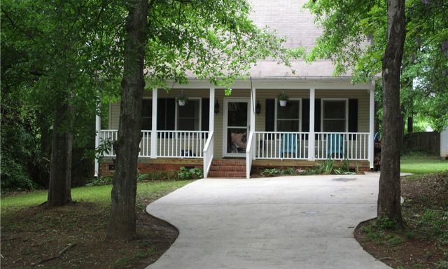 145 Bracken Court