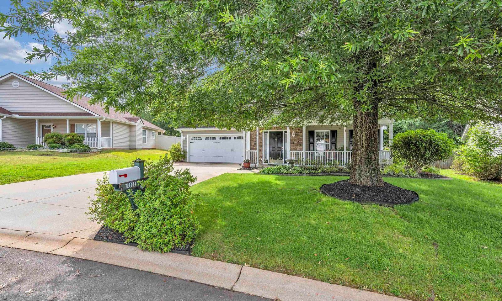 Property image 2 at 109 Maximus Drive, Greer, SC 29651