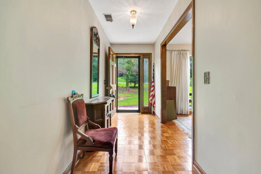 Property image 3 at 526 Stagecoach Drive, Anderson, SC 29625
