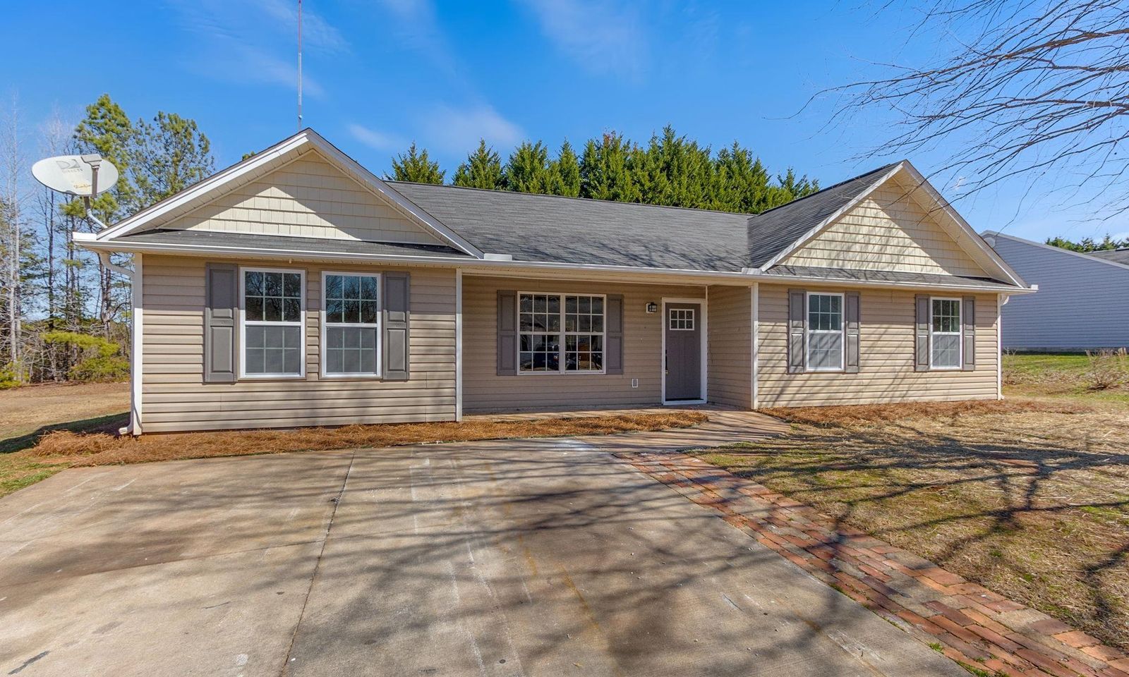 Property image 3 at 144 Falcon Ridge Drive, Boiling Springs, SC 29316