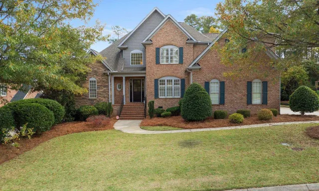9 Riverbanks Court