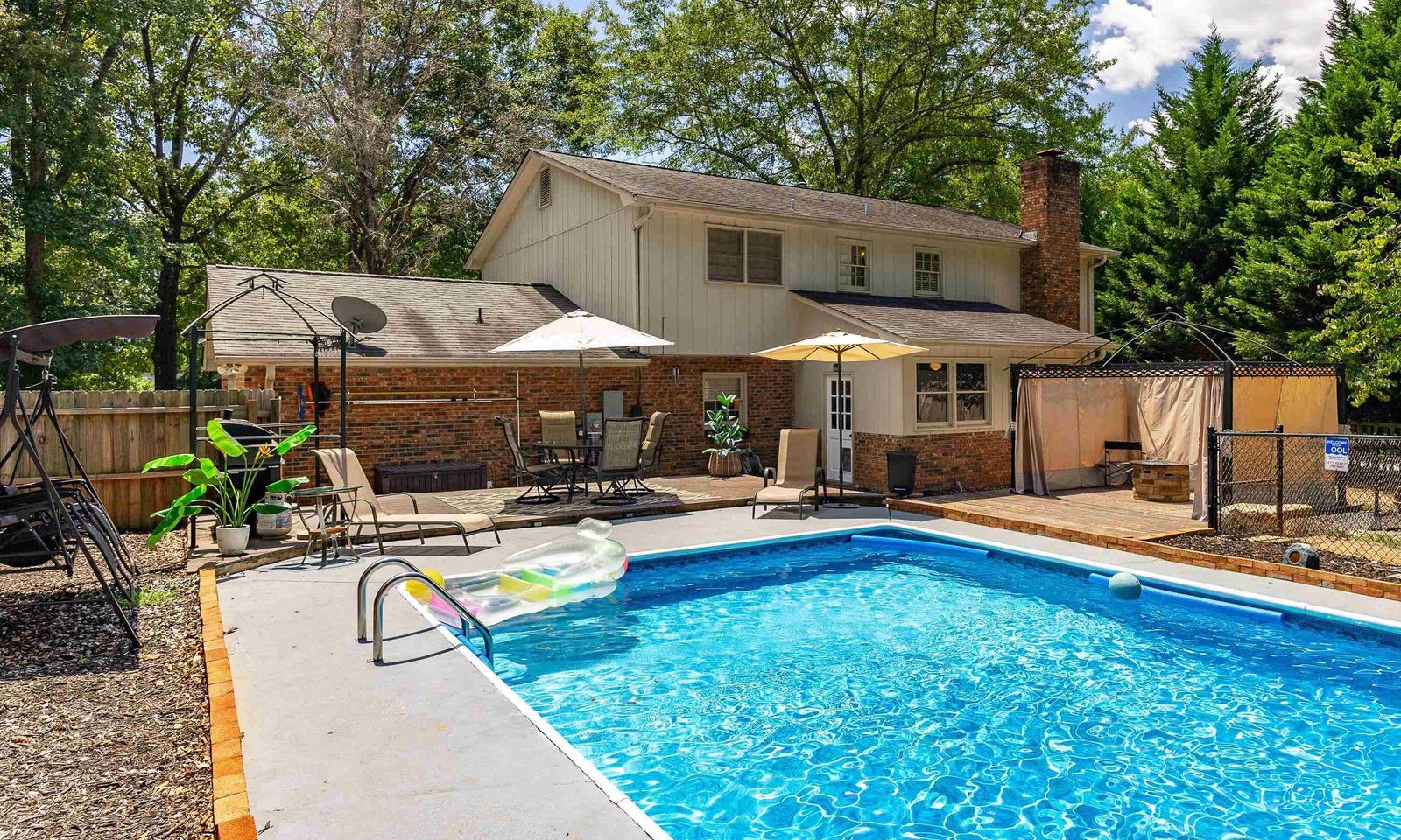 Property image 2 at 242 Heathwood Drive, Spartanburg, SC 29307