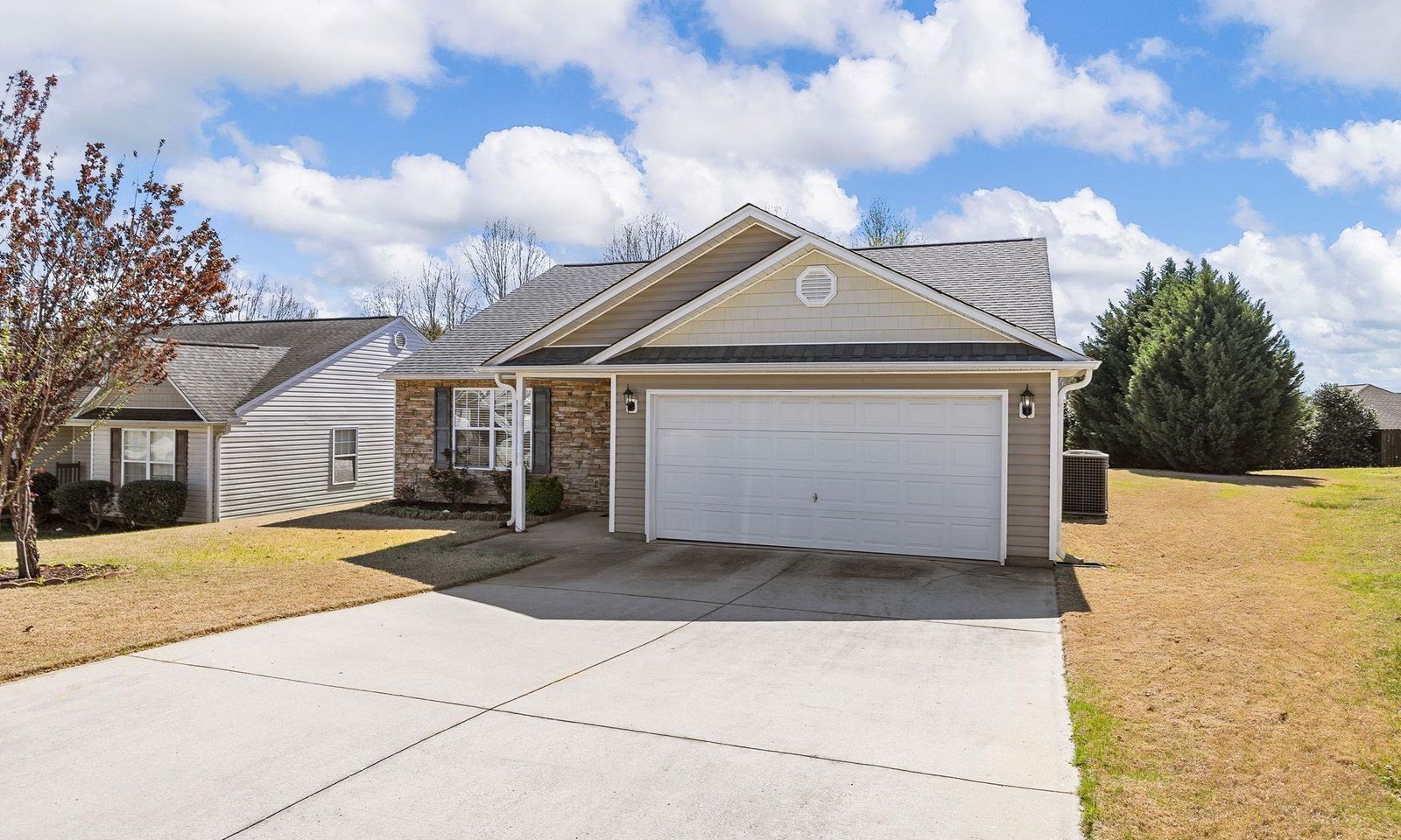Property image 3 at 347 Collin Rogers Drive, Moore, SC 29369