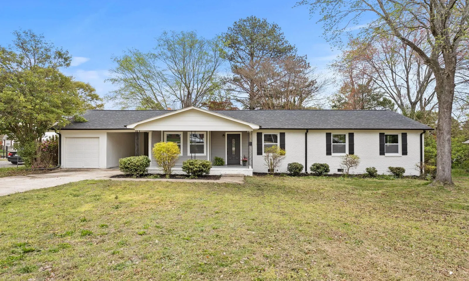 Property image 1 at 26 Dagenham Drive, Greenville, SC 29615