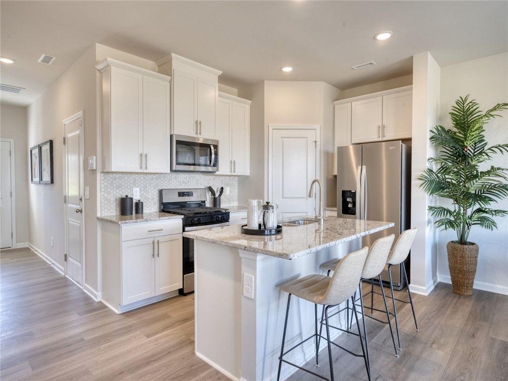 Property image 3 at 211 Cupid Court, Greer, SC 29651