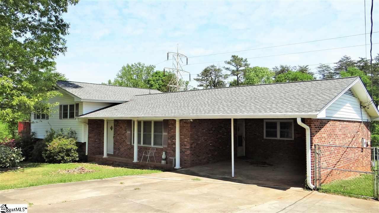 Property image 2 at 102 Barwood Circle, Greenville, SC 29611