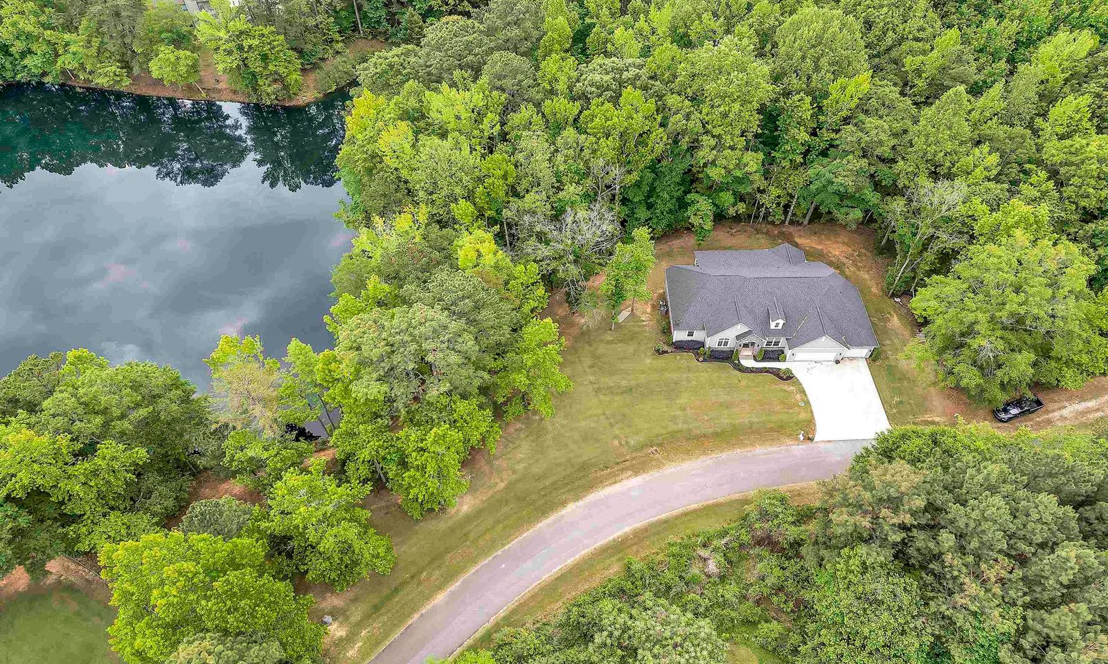 Property image 2 at 262 Bordeaux Drive, Simpsonville, SC 29680