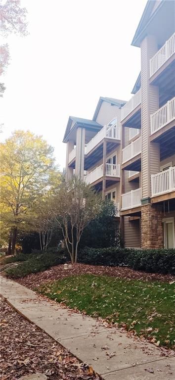 Property image 3 at 232 Kings Pointe Drive, Seneca, SC 29678