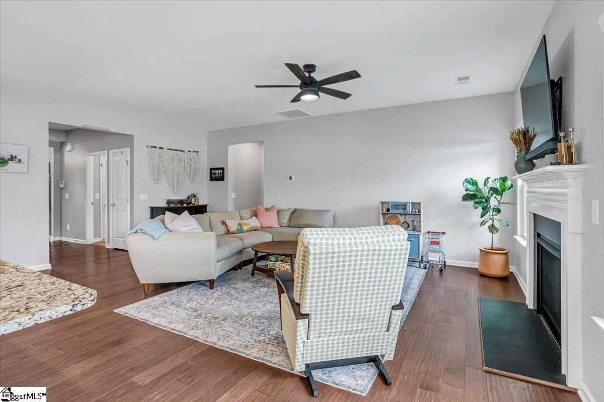 Property image 4 at 19 Dauphine Way, Greer, SC 29650
