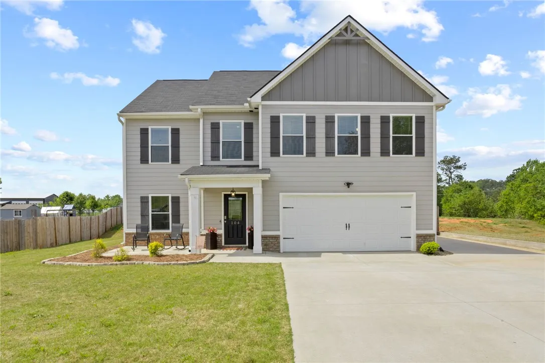 Hunter Ridge, Easley Community