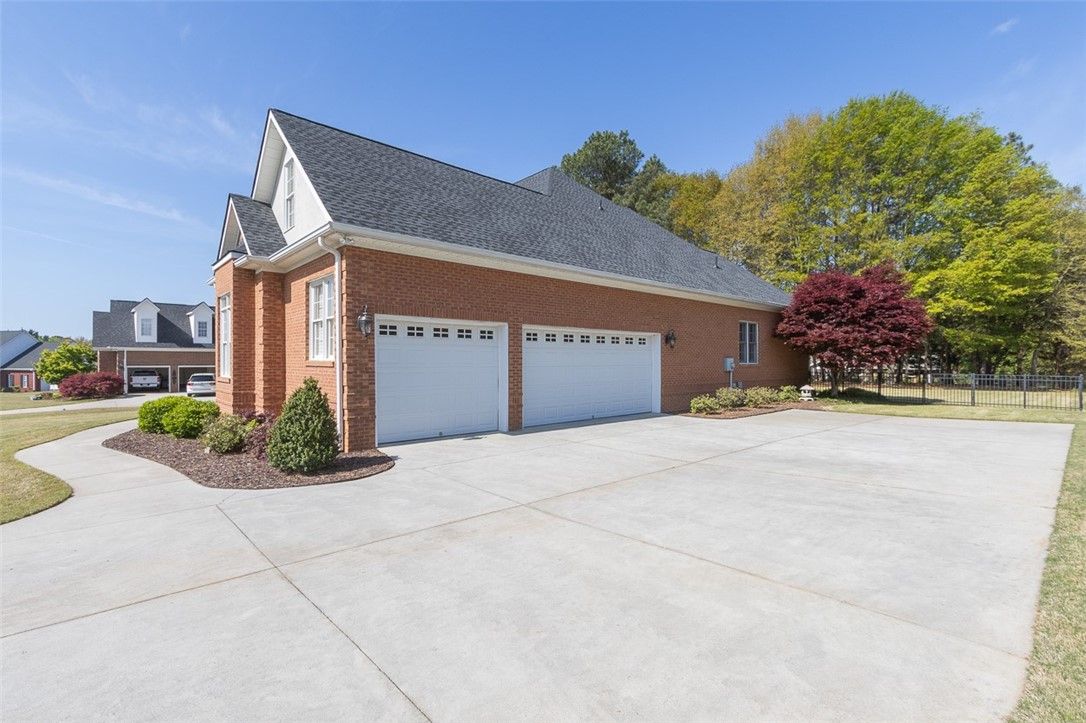 Property image 5 at 112 Ridgeway Trail, Anderson, SC 29621
