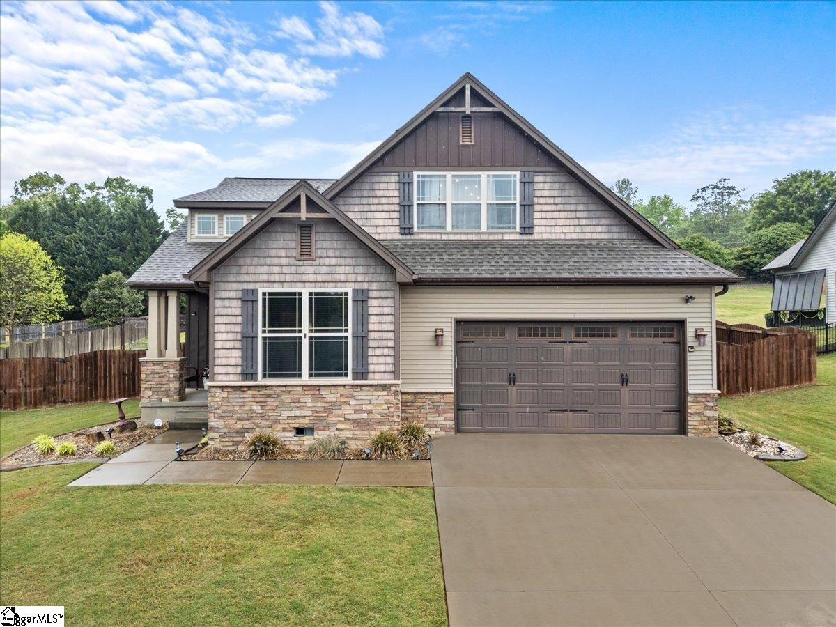 Property image 1 at 30 Arbolado Way, Greer, SC 29651