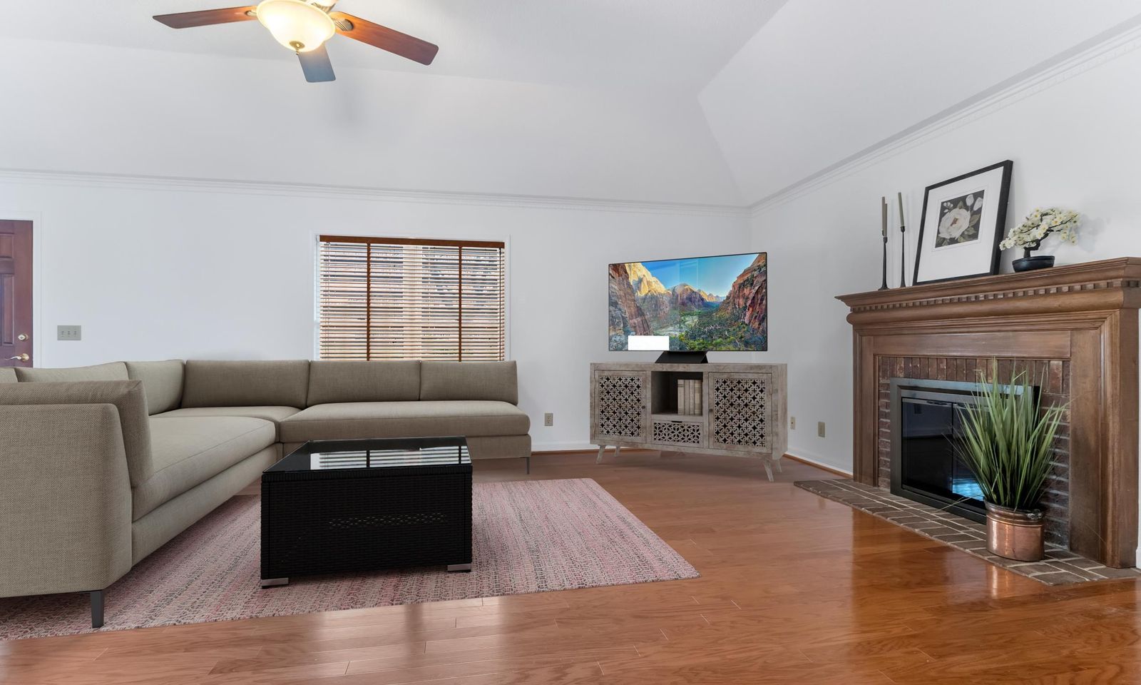 Property image 5 at 22 Summit Court, Taylors, SC 29687