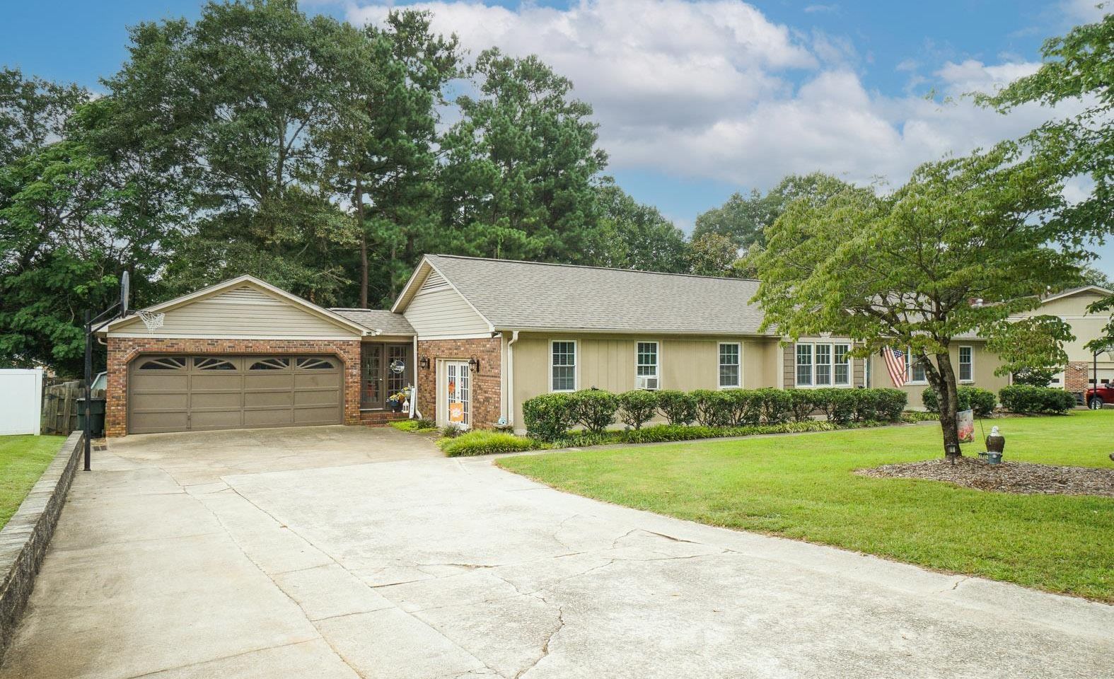 Property image 2 at 104 Brook Drive, Greenville, SC 29607