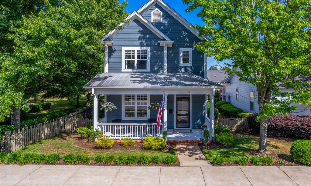 111 Mallard Street