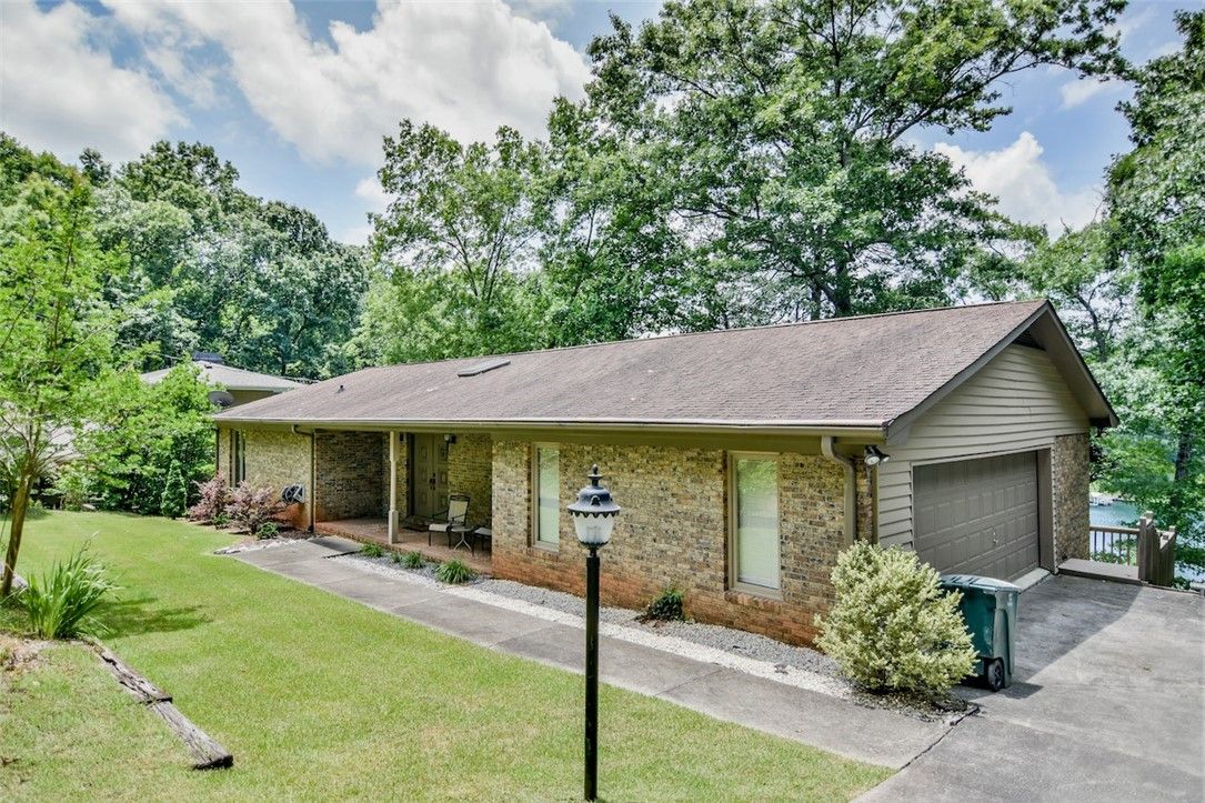 Property image 5 at 313 Harbor Drive, Seneca, SC 29672