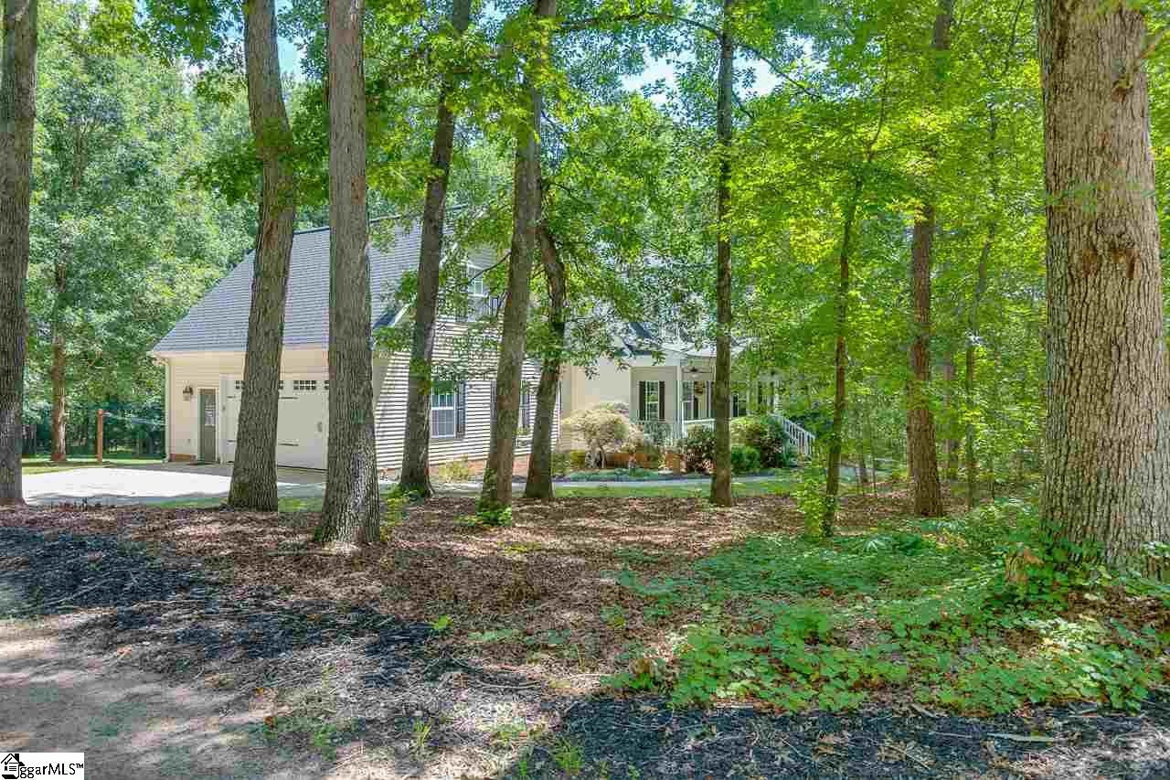 Property image 2 at 205 Manly Court, Greer, SC 29651